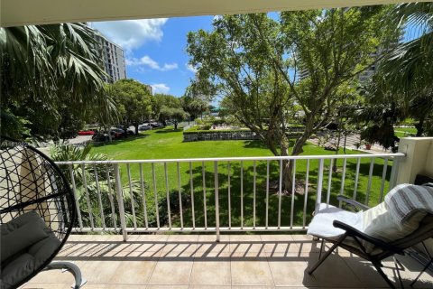 Copropriété à vendre à Miami, Floride: 2 chambres, 125.7 m2 № 1320585 - photo 1