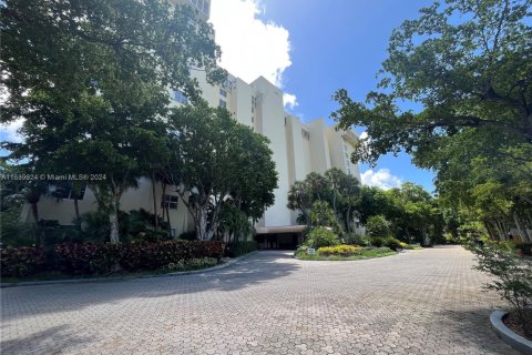 Copropriété à vendre à Miami, Floride: 2 chambres, 125.7 m2 № 1320585 - photo 27