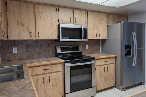 Condominio en venta en Inverness, Florida, 2 dormitorios, 147.9 m2 № 1734661 - foto 9