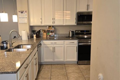Adosado en venta en Clermont, Florida, 3 dormitorios, 180.6 m2 № 1908212 - foto 29