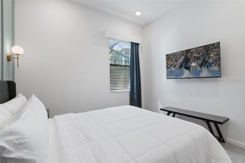 Townhouse in Orlando, Florida 5 bedrooms, 177.07 sq.m. № 2228476 - photo 21