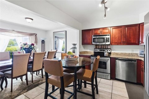Copropriété à vendre à Orlando, Floride: 3 chambres, 181.16 m2 № 2342766 - photo 11