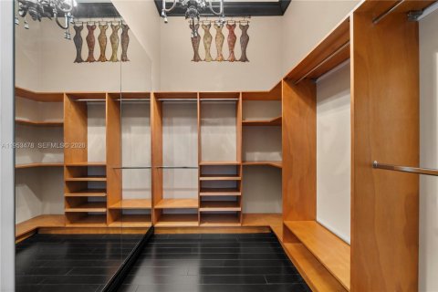 Villa ou maison à louer à Davie, Floride: 6 chambres, 410.07 m2 № 2007689 - photo 18