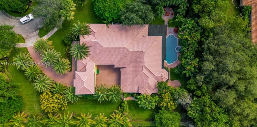 Villa ou maison à Davie, Floride 6 chambres, 410.07 m2 № 2007689