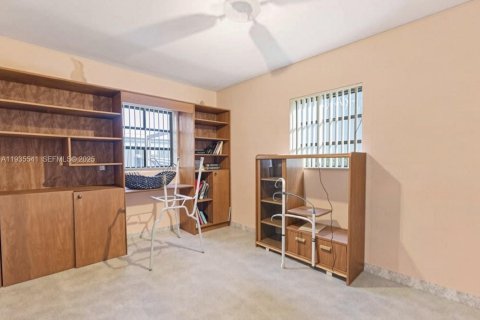 Casa en venta en Hollywood, Florida, 3 dormitorios, 121.7 m2 № 1993739 - foto 21