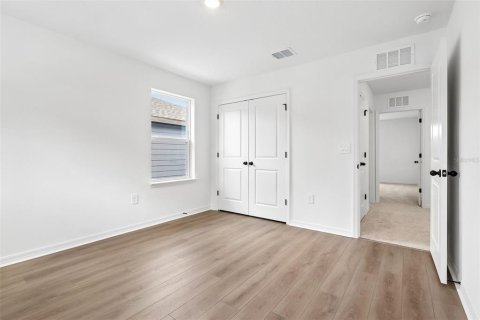House in Apopka, Florida 4 bedrooms, 230.96 sq.m. № 2123531 - photo 23