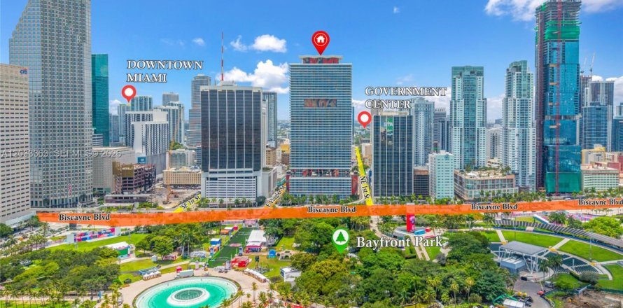 Condo in Miami, Florida, 1 bedroom № 2077459