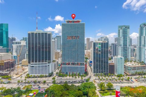 Condo in Miami, Florida, 1 bedroom № 2077459 - photo 28