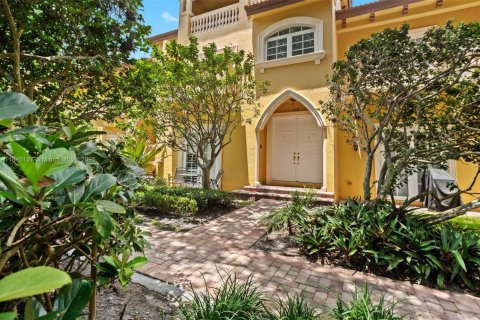 Touwnhouse à Boca Raton, Floride 3 chambres, 302.4 m2 № 2021016