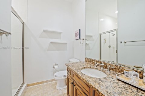 Touwnhouse à vendre à Boca Raton, Floride: 3 chambres, 302.4 m2 № 2021016 - photo 25