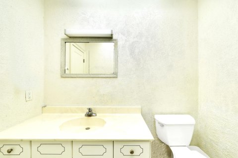 Condominio en venta en Fort Lauderdale, Florida, 2 dormitorios, 92.9 m2 № 2389921 - foto 17