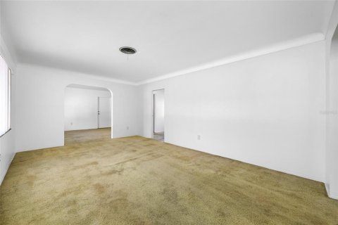 Villa ou maison à vendre à Saint Petersburg, Floride: 2 chambres, 105.54 m2 № 2321664 - photo 7