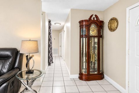 Villa ou maison à vendre à Homestead, Floride: 3 chambres, 115.11 m2 № 2410747 - photo 18