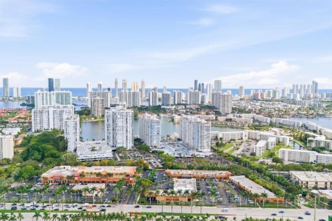 Copropriété à vendre à Aventura, Floride: 2 chambres, 116.22 m2 № 2072587 - photo 16