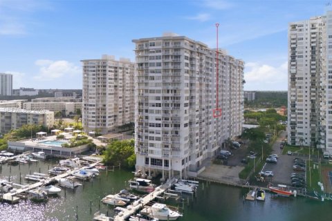 Copropriété à vendre à Aventura, Floride: 2 chambres, 116.22 m2 № 2072587 - photo 20