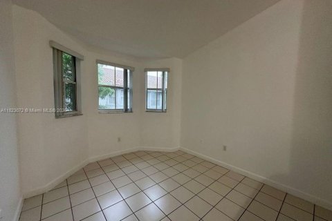 Copropriété à louer à Homestead, Floride: 2 chambres, 86.4 m2 № 1787224 - photo 8