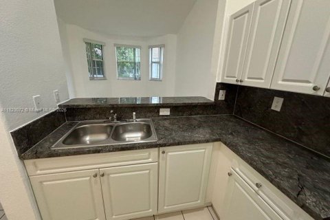 Copropriété à louer à Homestead, Floride: 2 chambres, 86.4 m2 № 1787224 - photo 7