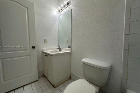 Copropriété à louer à Homestead, Floride: 2 chambres, 86.4 m2 № 1787224 - photo 19