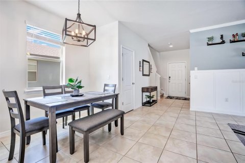 House in Clermont, Florida 4 bedrooms, 202.53 sq.m. № 2321548 - photo 3
