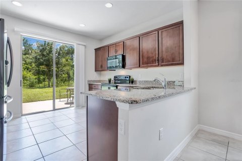 House in Clermont, Florida 4 bedrooms, 202.53 sq.m. № 2321548 - photo 6