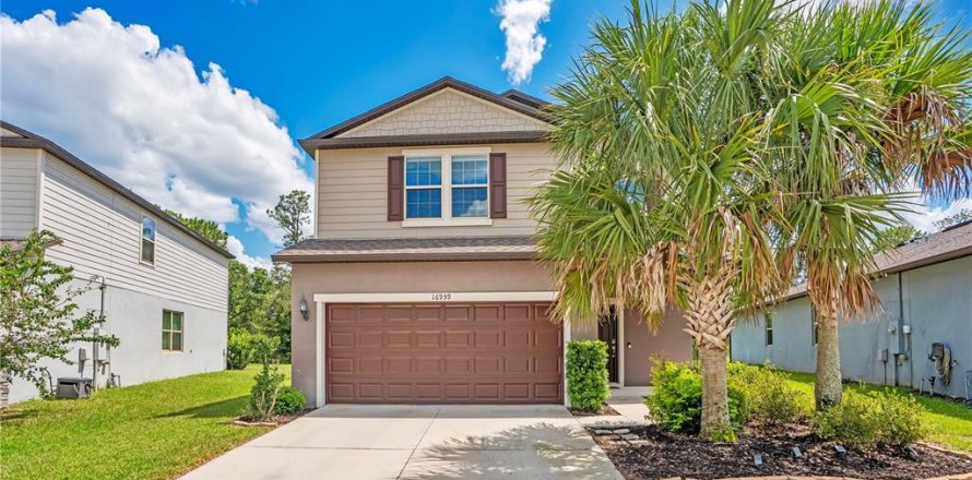 House in Clermont, Florida 4 bedrooms, 202.53 sq.m. № 2321548