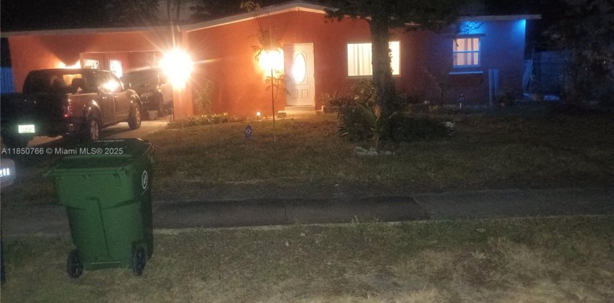 Casa en Fort Lauderdale, Florida 1 dormitorio, 173.26 m2 № 1855312