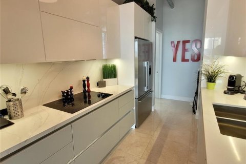 Condominio en alquiler en Aventura, Florida, 2 dormitorios, 111.85 m2 № 2155072 - foto 4
