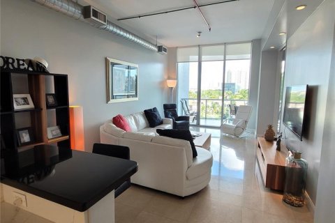 Condominio en alquiler en Aventura, Florida, 2 dormitorios, 111.85 m2 № 2155072 - foto 2