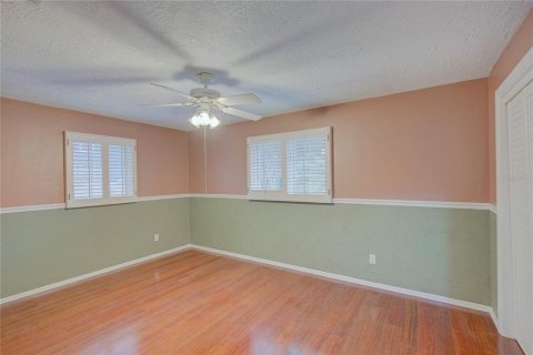 Casa en venta en Palm Harbor, Florida, 4 dormitorios, 310.94 m2 № 1768108 - foto 6