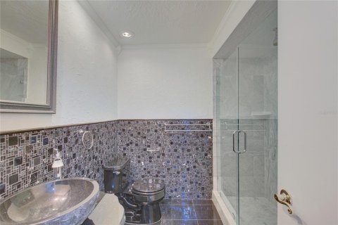 Casa en venta en Palm Harbor, Florida, 4 dormitorios, 310.94 m2 № 1768108 - foto 10