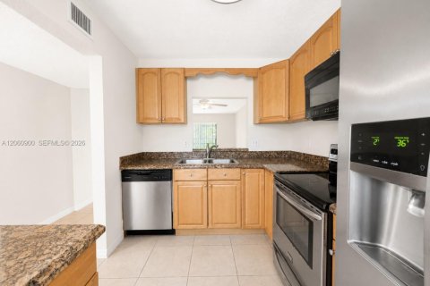 Condo in Boca Raton, Florida, 2 bedrooms № 2265243 - photo 7