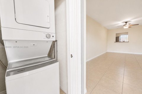 Condo in Boca Raton, Florida, 2 bedrooms № 2265243 - photo 14