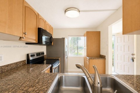 Condo in Boca Raton, Florida, 2 bedrooms № 2265243 - photo 6