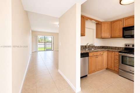 Condo in Boca Raton, Florida, 2 bedrooms № 2265243 - photo 3