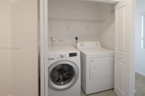 Touwnhouse à louer à Homestead, Floride: 4 chambres, 127.65 m2 № 2252527 - photo 22