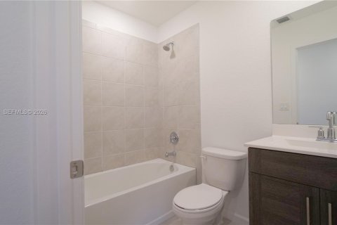 Touwnhouse à louer à Homestead, Floride: 4 chambres, 127.65 m2 № 2252527 - photo 27