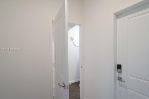 Touwnhouse à louer à Homestead, Floride: 4 chambres, 127.65 m2 № 2252527 - photo 15