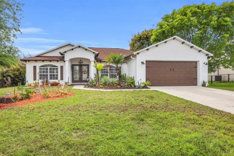Casa en Port St. Lucie, Florida 4 dormitorios, 192.59 m2 № 2078389