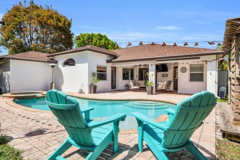 Casa en alquiler en Port St. Lucie, Florida, 4 dormitorios, 192.59 m2 № 2078389 - foto 2