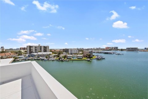 Condo in Clearwater, Florida, 3 bedrooms  № 2106297 - photo 22