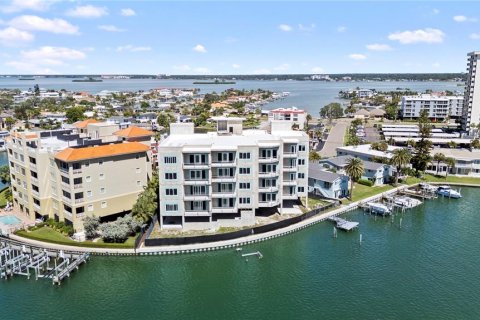 Condo in Clearwater, Florida, 3 bedrooms  № 2106297 - photo 23