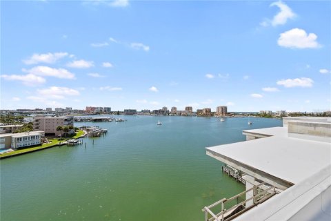 Condo in Clearwater, Florida, 3 bedrooms  № 2106297 - photo 20
