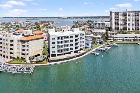 Condo in Clearwater, Florida, 3 bedrooms  № 2106297 - photo 30
