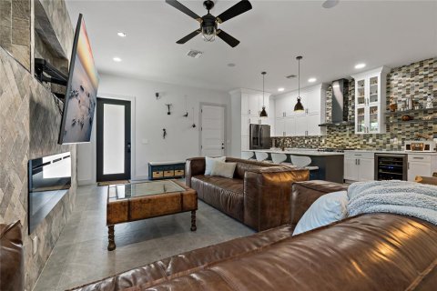 Adosado en alquiler en Dunedin, Florida, 3 dormitorios, 173.91 m2 № 1908430 - foto 9