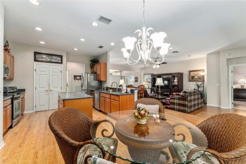 House in Summerfield, Florida 3 bedrooms, 197.51 sq.m. № 1778146 - photo 20