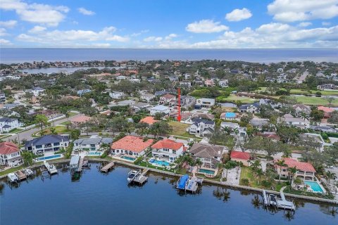 Land in Saint Petersburg, Florida № 1907947 - photo 11