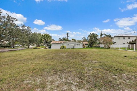 Land in Saint Petersburg, Florida № 1907947 - photo 3