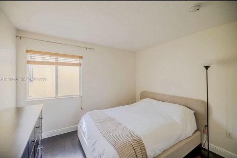 Copropriété à vendre à Davie, Floride: 3 chambres, 102.19 m2 № 2429749 - photo 15
