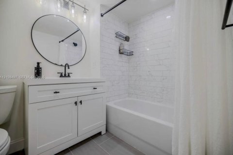 Copropriété à vendre à Davie, Floride: 3 chambres, 102.19 m2 № 2429749 - photo 18