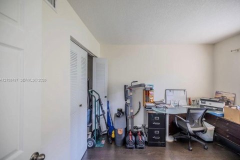 Copropriété à vendre à Davie, Floride: 3 chambres, 102.19 m2 № 2429749 - photo 19
